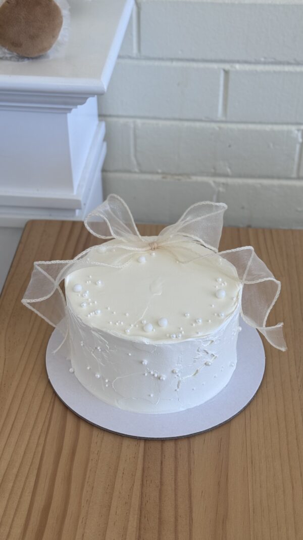 Pearl Ribbon Cake